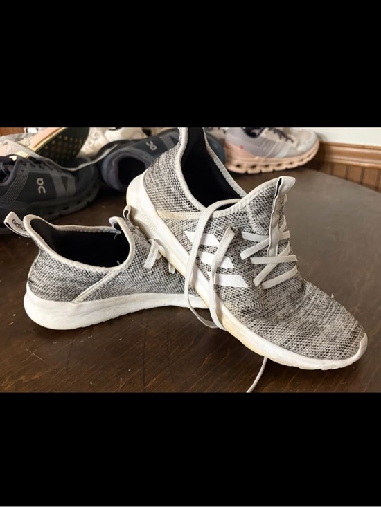 adidas Shoes - Women’s Adidas 10